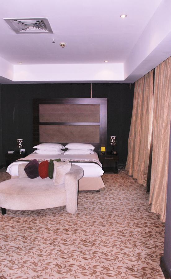 Best Premier Hotel Port Harcourt Exterior photo